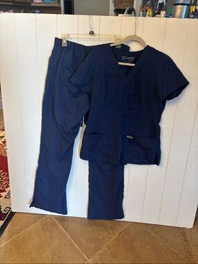 Greys Anatomy straight leg navy set! Medium